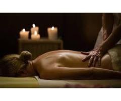 Massage sensuel chaleureux pour les femmes mariées