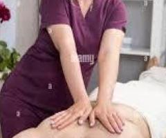 Masseuse à domicile chez client
